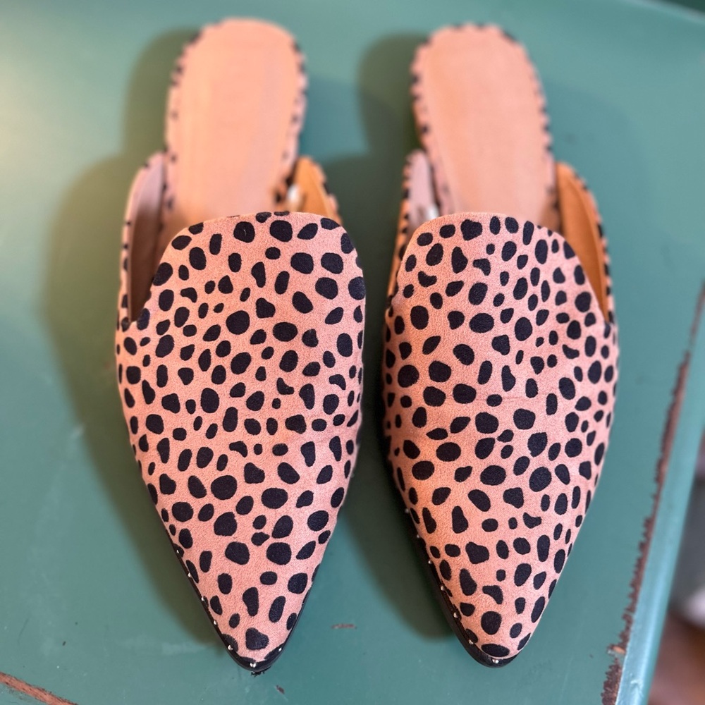 LOFT leopard print miles